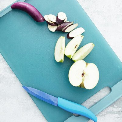 

Neoflam double-sided antibacterial antibacterial anti-slip easy to clean cutting board fruit board plastic cutting board with anti-overflow guide trough CB-BB-M37 blue medium