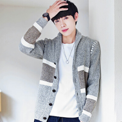 

2017 autumn new men's long-sleeved sweater youth men's sweater Slim color Korean cardigan men's clothing