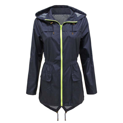 

2017 autumn and winter outdoor windbreaker female waterproof jacket in the long section with a cap jacket lady