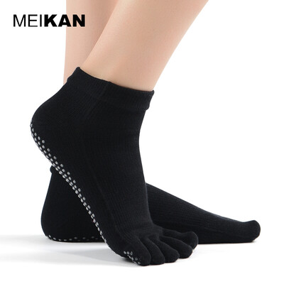 

MEIKAN Yoga Socks Five Finger Non Slip Exercise Socks Colorful Breathable Fitness Pilates Dance Socks