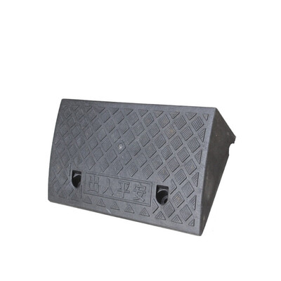 

Tencent CT stop limiter rubber solid stop rubber road along the slope triangle wood anti-skid car parking parking stop positioner black width 50cm high 13cm