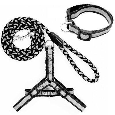 

HANHANLEYUAN dog chain dog rope small dog medium dog dog leash pet dog leash dog hyena rope golden hair Teddy dog chain reflective three-piece black