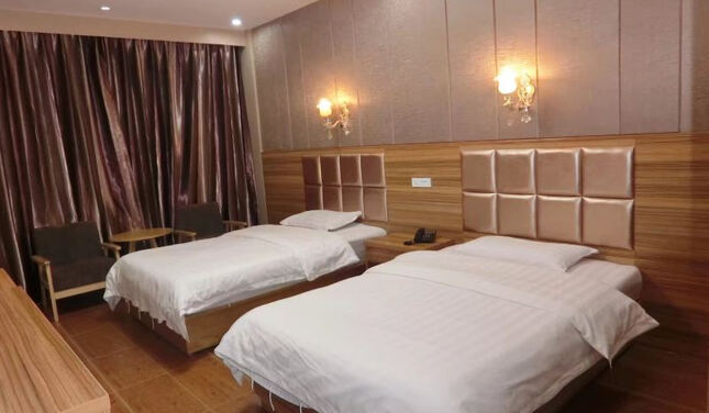 麻城富豪商务酒店(原林苑宾馆)