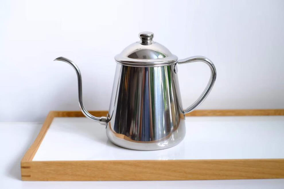 takahiro雫日本不锈钢家用极细咖啡手冲壶900ml 可直火可煮水 0.