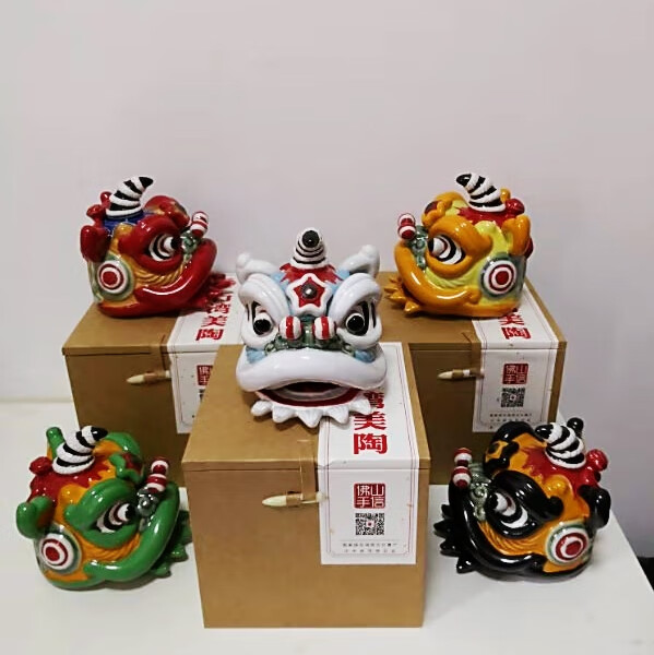 2022新款佛山石湾公仔陶瓷醒狮石湾公仔佛山舞狮头旅游手信风水礼创意