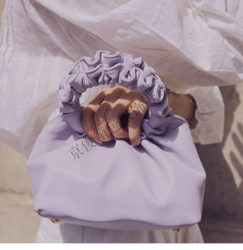 ck风格verafied包设计师品牌褶皱云朵包感小白包单肩斜跨女包乳白色