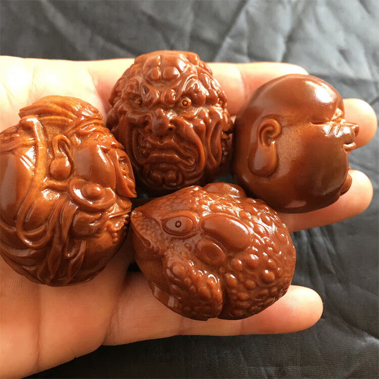 秋痕 文玩老料进口印尼超大橄榄核雕刻金蟾财神恶僧笑脸单籽吊坠手把