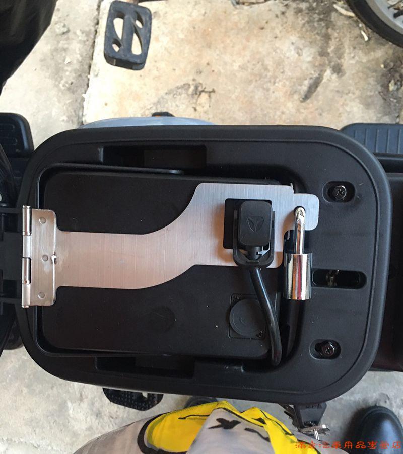 雅迪电动车q1电池防盗锁改装电池锁锂电池防盗锁电瓶车不锈钢锁板雅迪