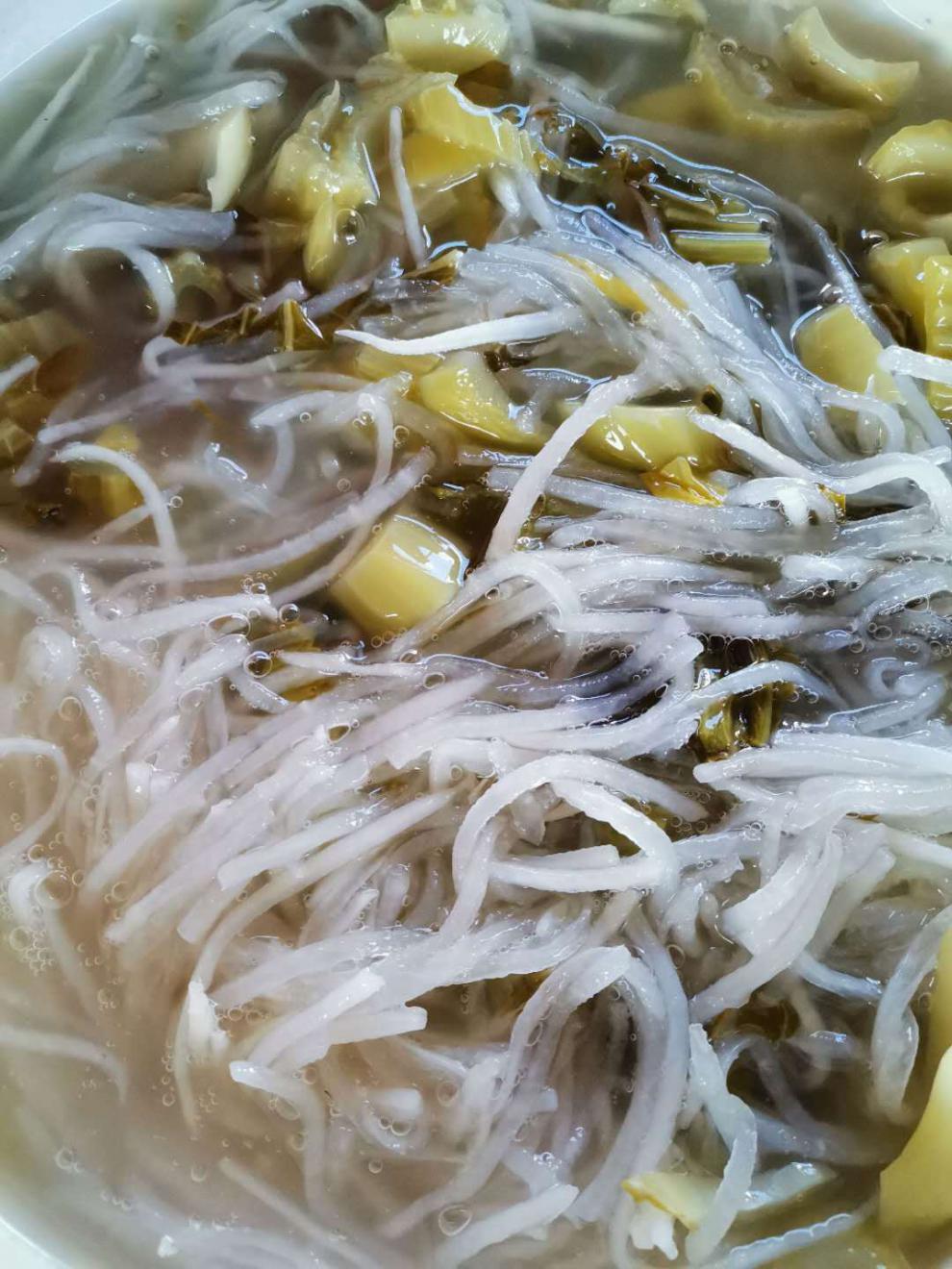 云南富源特色 酸菜(2件)云南富源特色酸菜() 红萝卜丝青菜*2袋【图片