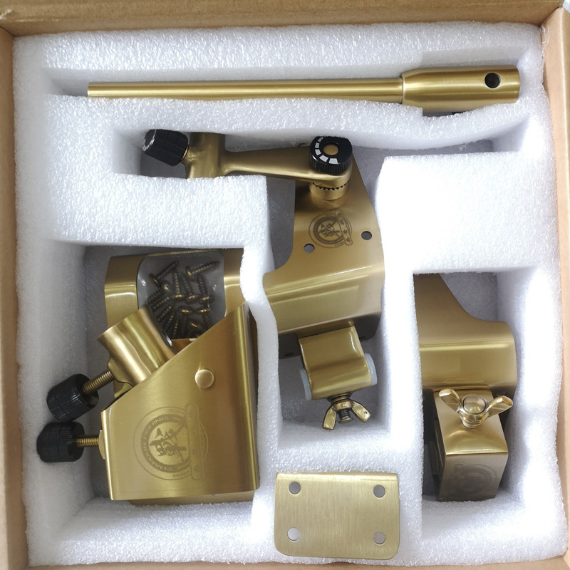 新款钓箱超轻加厚钓鱼箱台钓箱28升29升超硬实久坐不塌钓箱战盾28l带