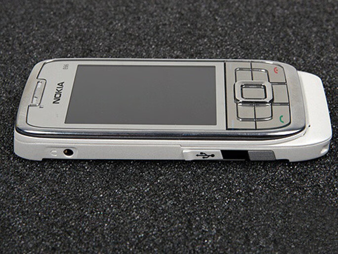 nokia/诺基亚 e66 滑盖按键联通3g经典怀旧收藏学生戒网 黑色【移动