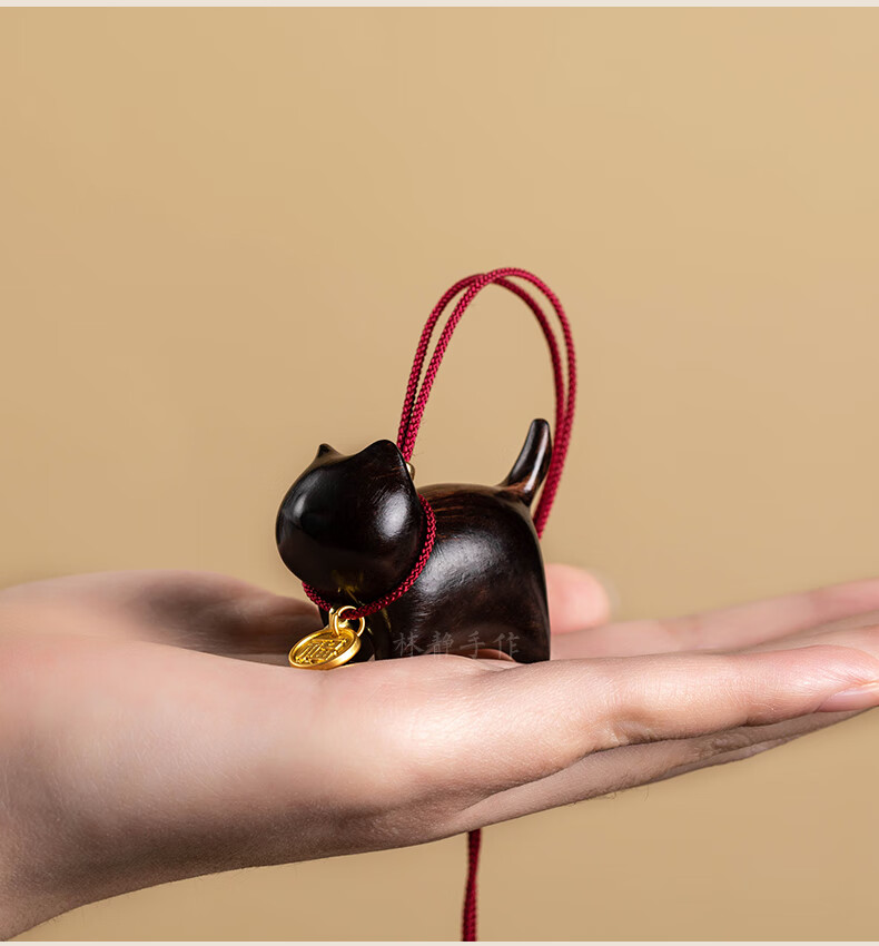 木质小摆件木雕刻猫咪汽车挂件手把件创意家居饰品绿檀卡通猫 绿檀木