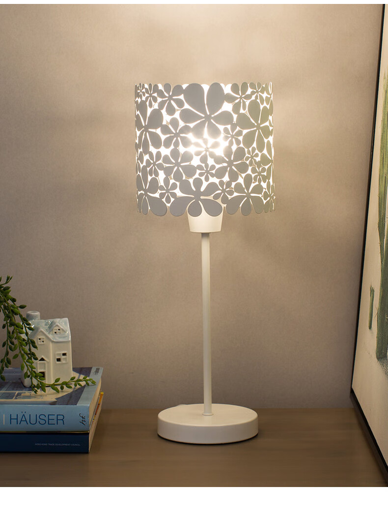 北欧台灯卧室床头现代简约风格阅读调节书桌学生宿舍花瓣床头灯白色1