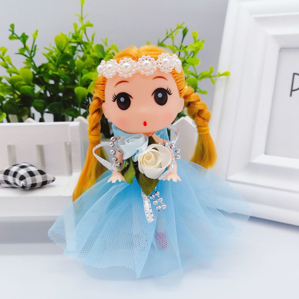 新款12厘米婚纱迷糊娃娃钥匙扣玩具挂件公仔幼儿园培训奖励礼物批10个