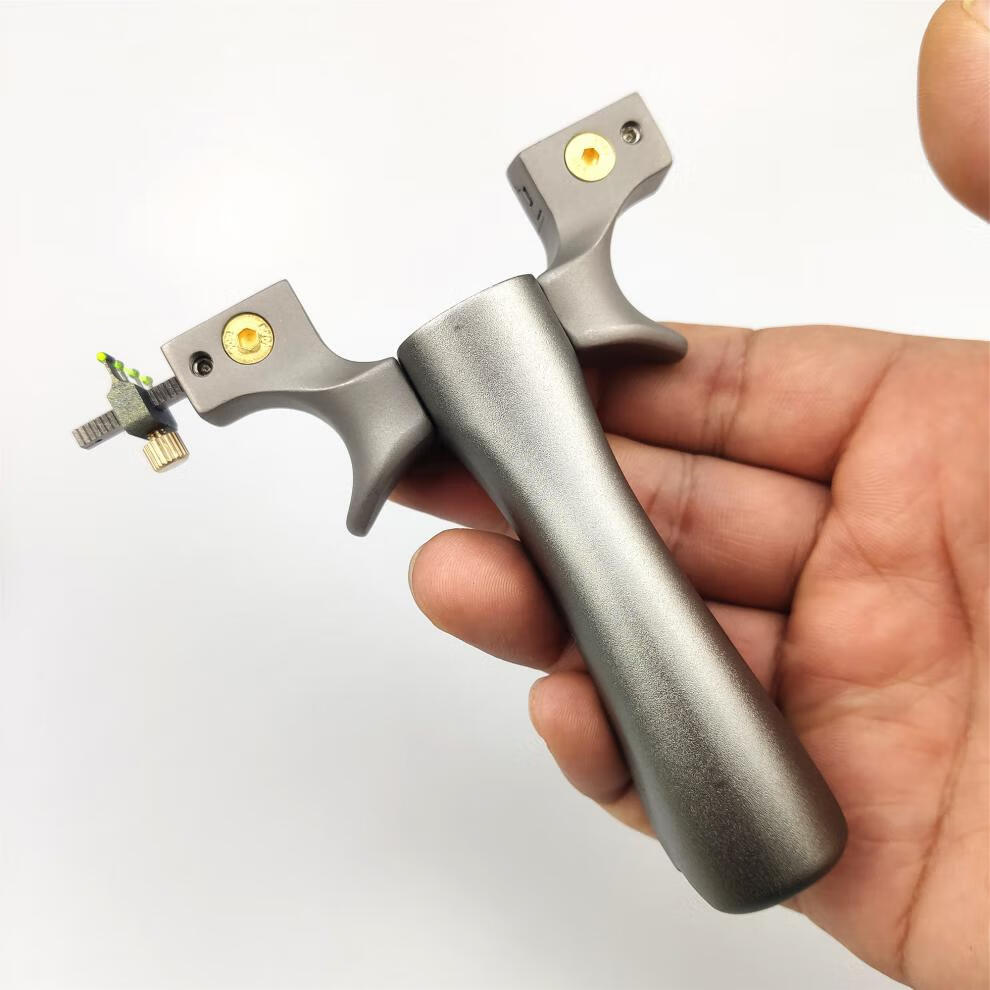 高端户外弹弓成人竞技比赛钛合金传奇2020弹弓不锈钢扁皮快压免绑惊雷