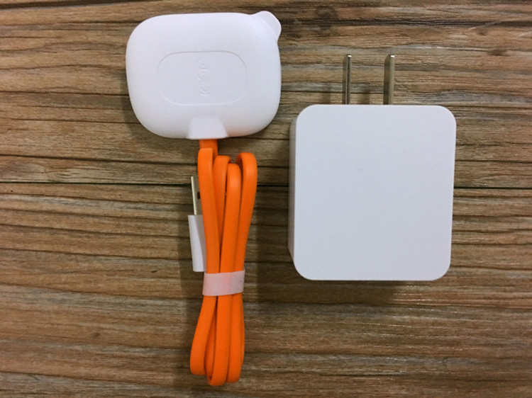 适用一代小天才儿童定位电话手表充电线y01充电器数据线一体底座 通用