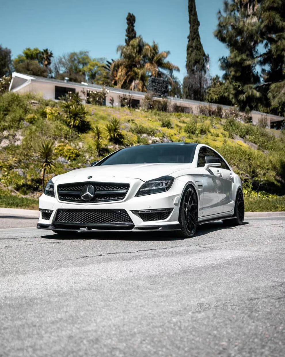 适用于w218奔驰cls63amg改装小包围碳纤维前唇前铲侧铲后唇尾翼 v款前