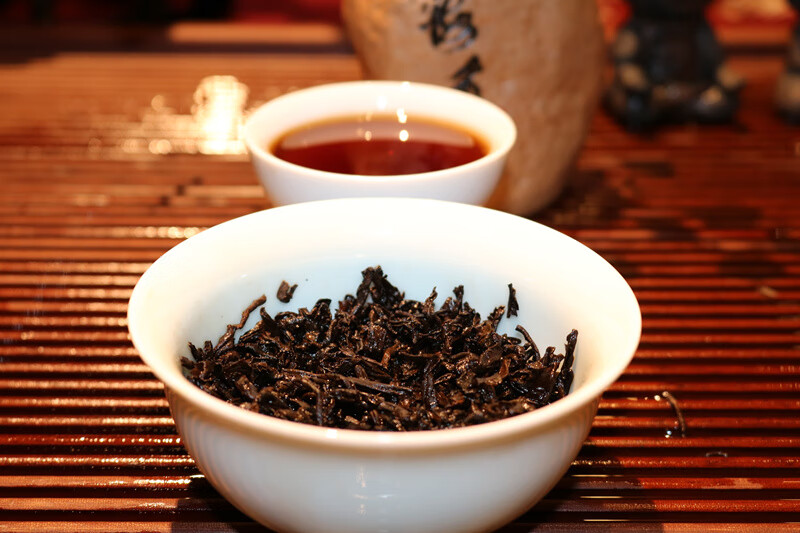 5折云南普洱茶熟茶浓香型陈年熟普勐海特级散装1000g散茶袋装茶叶1000