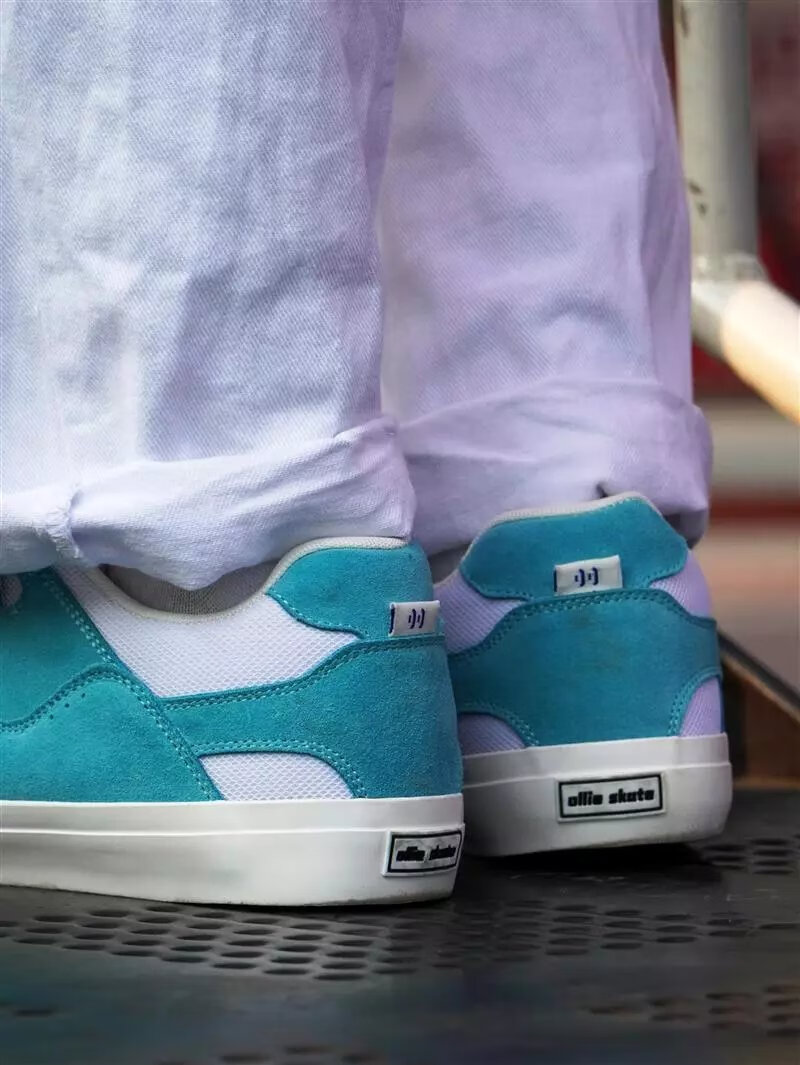 【jd优选】顽··刻0llieskat·e滑板鞋ollieskate面包鞋湖水蓝白翻