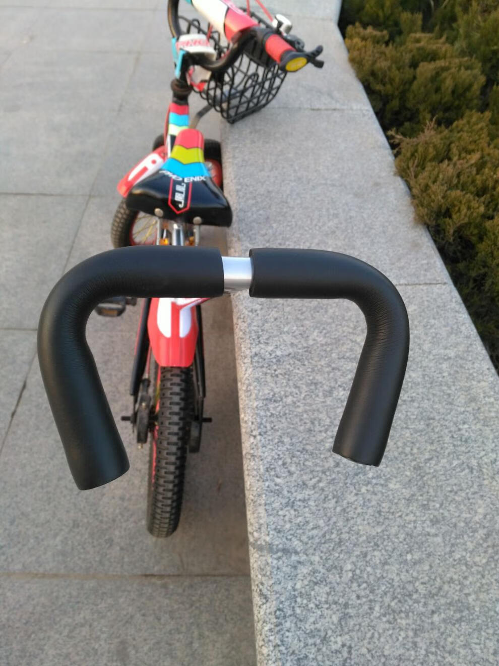 儿童自行车辅助推把小孩学车神器学骑车扶手推杆扶杆把器童车杆黑色