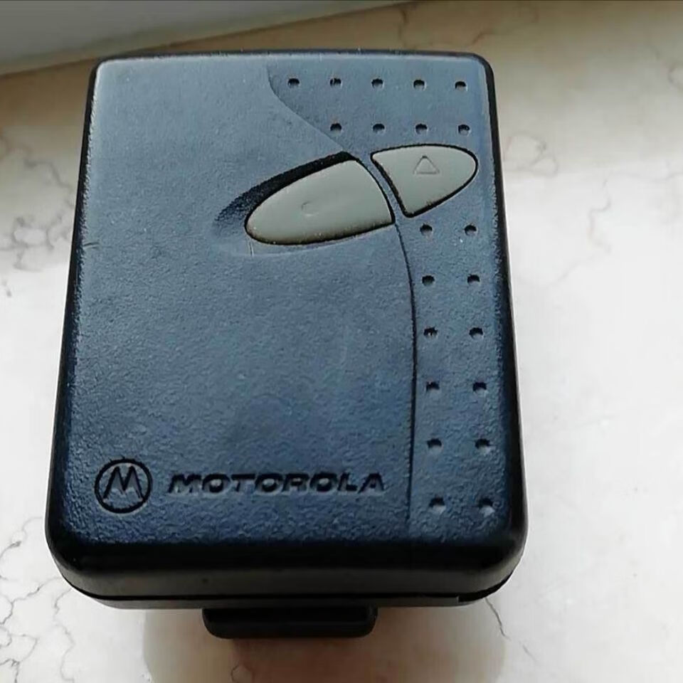 bb机传呼bb机数字中文传呼机汉显寻呼机老式收藏古董怀旧老物件 bb机