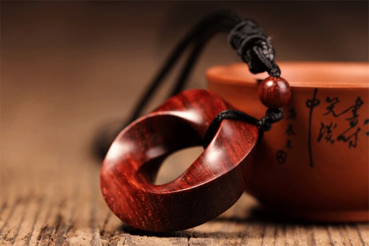 御大师莫比乌斯环吊坠印度小叶紫檀木木质木头吊坠项链木制挂件男女清