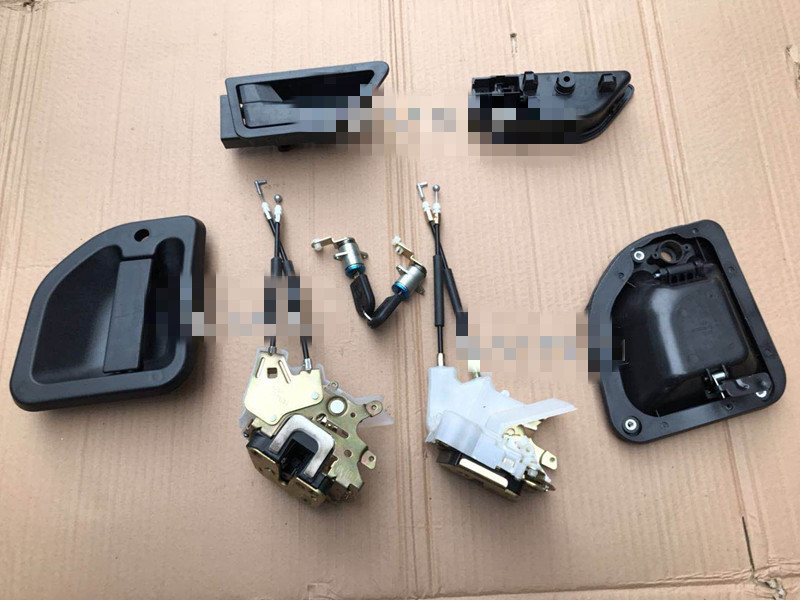 东风特商创普702御虎t3t5多利卡d9汽车门锁内外拉手锁芯锁体配件 原厂