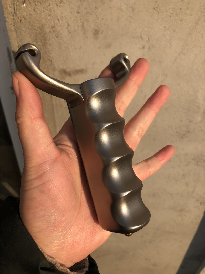 高精准弹弓架成人专用高端tc21全钛合金一把抓单卡大弓门弹弓卡球弓弓