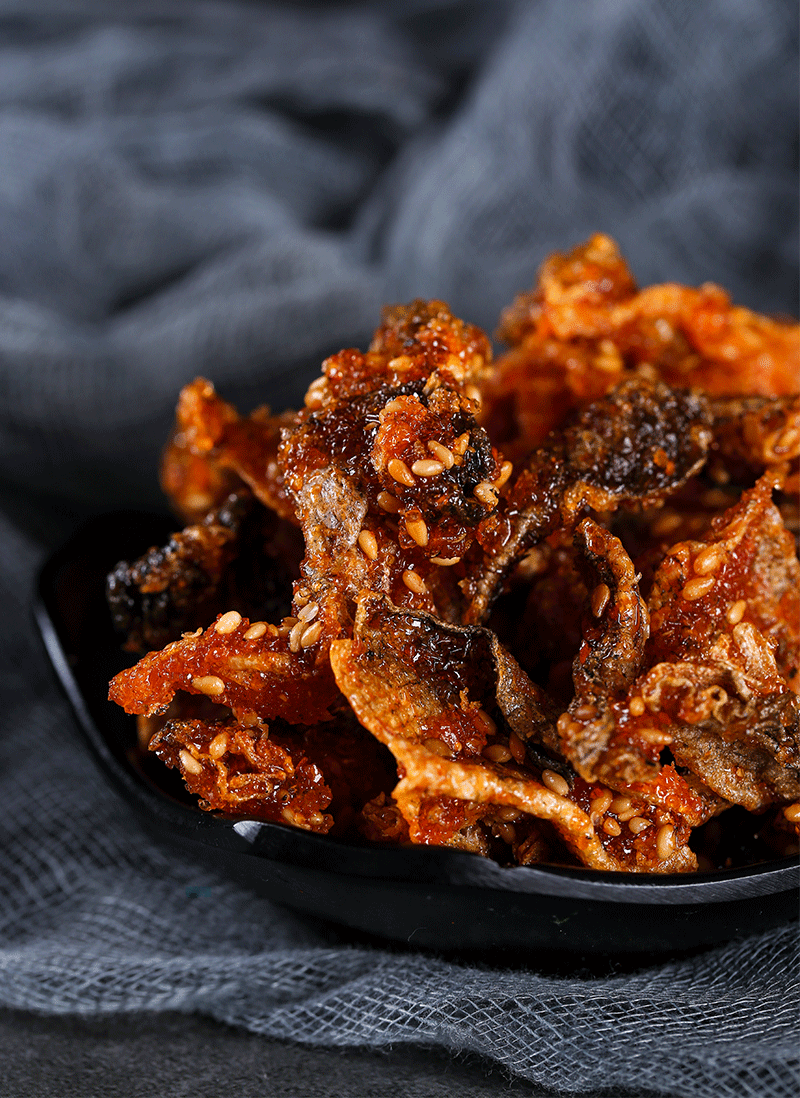 香酥鱼皮即食香辣鱼皮香脆蜜汁鱼干网红办公休闲罐装