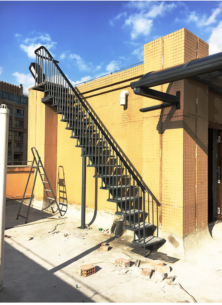 虎典旋转楼梯室外楼梯上阁楼用室内加厚龙骨户外阳台楼梯防滑板铁踏步