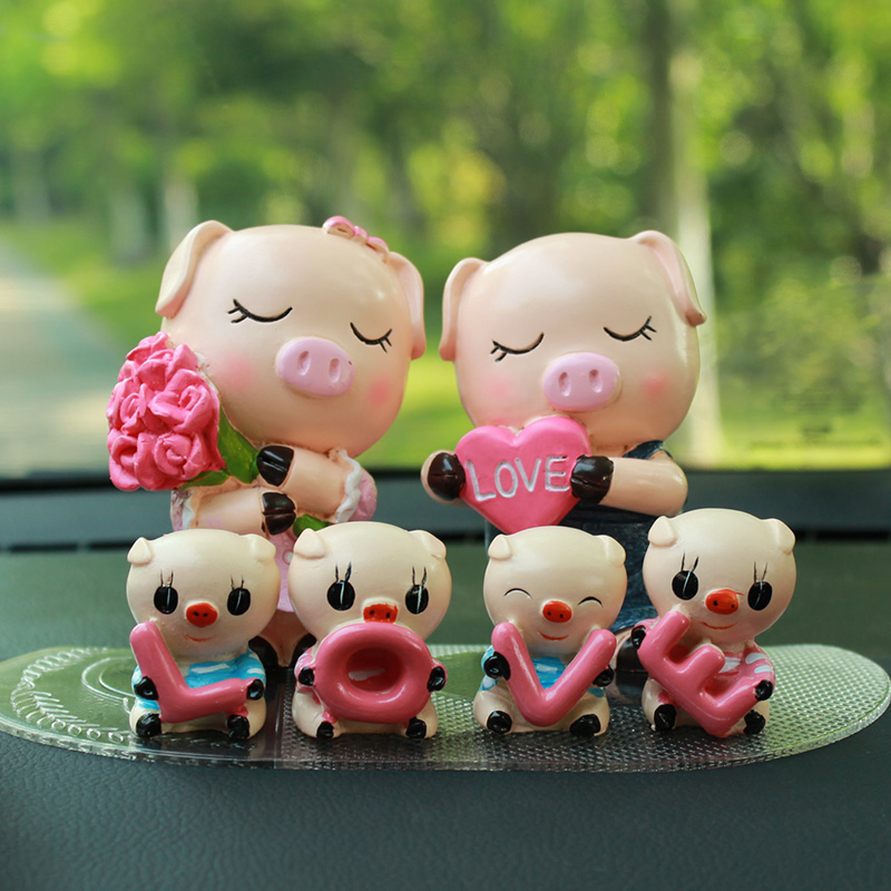 私家车上的装饰品 车辆摆件 汽车摆件可爱love情侣小猪车饰品创意车内