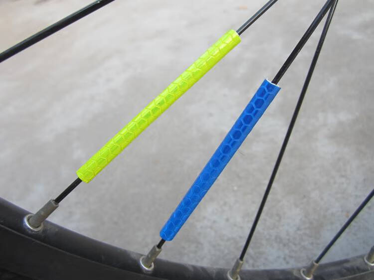 自行车轮胎反光贴轮胎反光贴山地自行车条车轮钢圈贴纸夜间反光贴单车