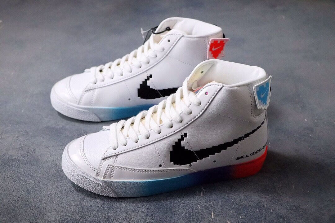 nike耐克新款sb开拓者电玩像素夜光魔术贴图案徽章男女板鞋 电玩夜光