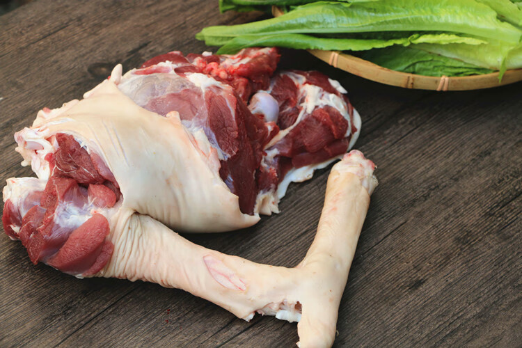 g羊后腿羊前腿农家散养山羊腿肉新鲜羊肉腾旺纳跃带皮前腿9斤整条不切