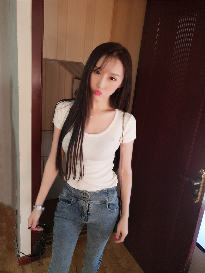 低胸性感女装大码上衣显胸大u短袖t恤2022夏季色紧身弹力低领打底衫