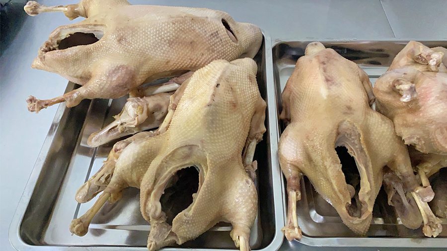 扬州老鹅盐水鹅5斤全套切好扬州特产盐水老鹅