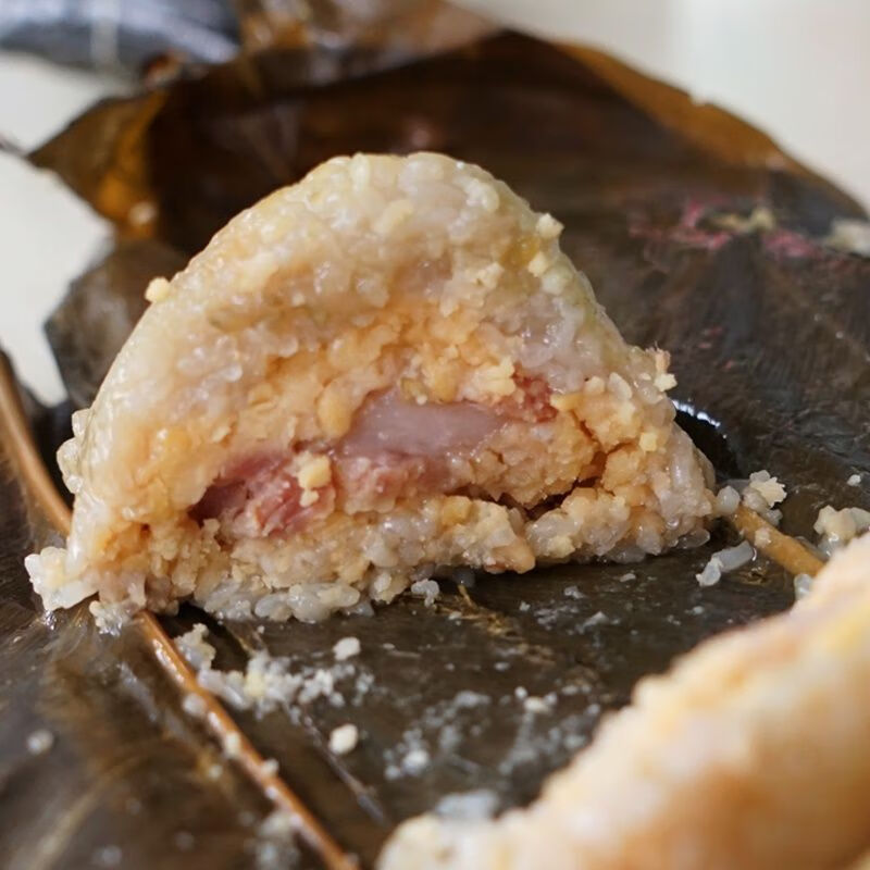 广西平南14只装大肉粽蛋黄板栗排骨大鲜肉多口味速食早餐零食批发糯米