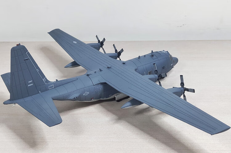 1144洛克希德ac130空中炮艇ac130u飞机模型合金摆件飞机