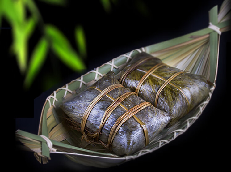 贵州特产贞丰粽子兴义特色小吃糯食农家手工速食早餐蛋黄鲜肉粽粑排骨