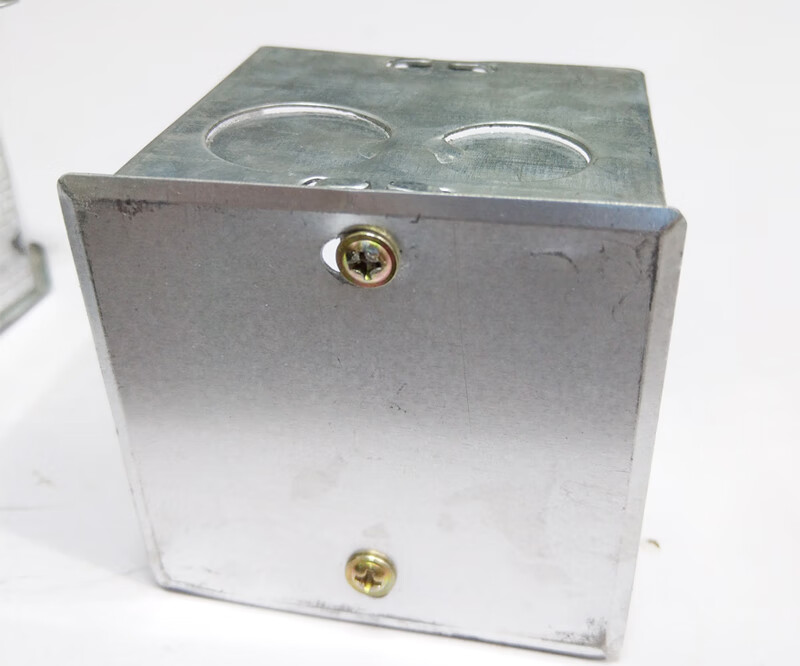 谦设86型金属通底方八角外耳接线盒焊接镀锌铁预埋开关灯头盒h8070