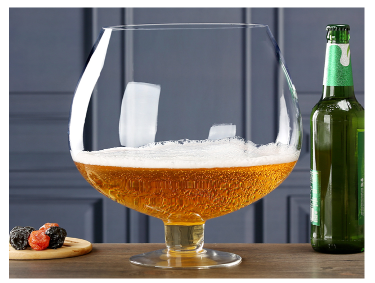 啤酒杯特大号巨大超大巨型酒杯大号红酒杯高脚杯大容量玻璃英雄杯加厚