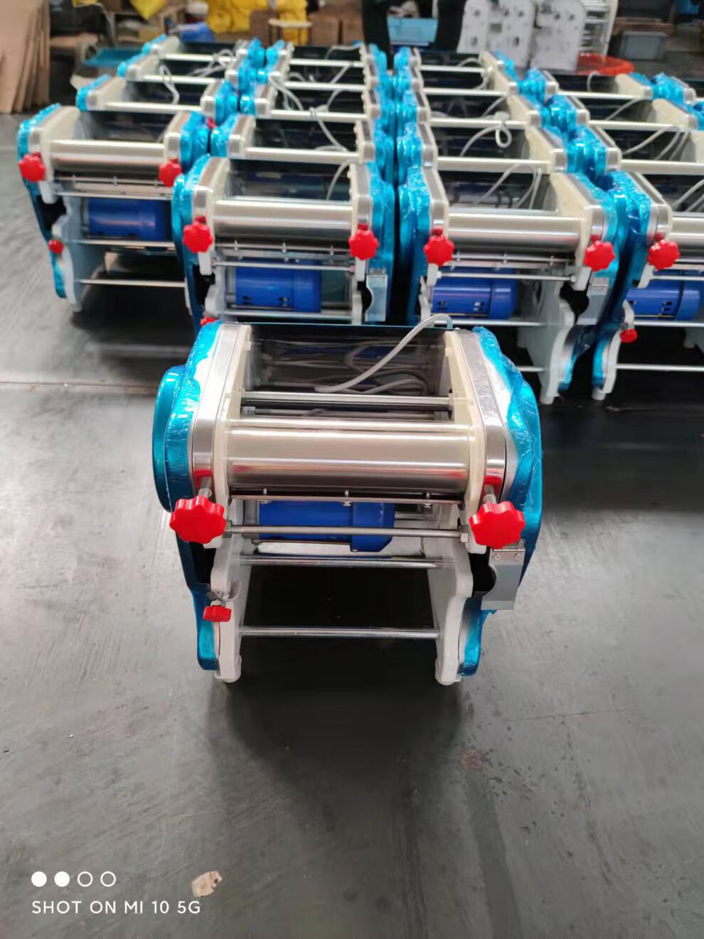 揉压一体不锈钢面条机擀面机白水寺豪华全钢200型550w304面棍不锈钢面