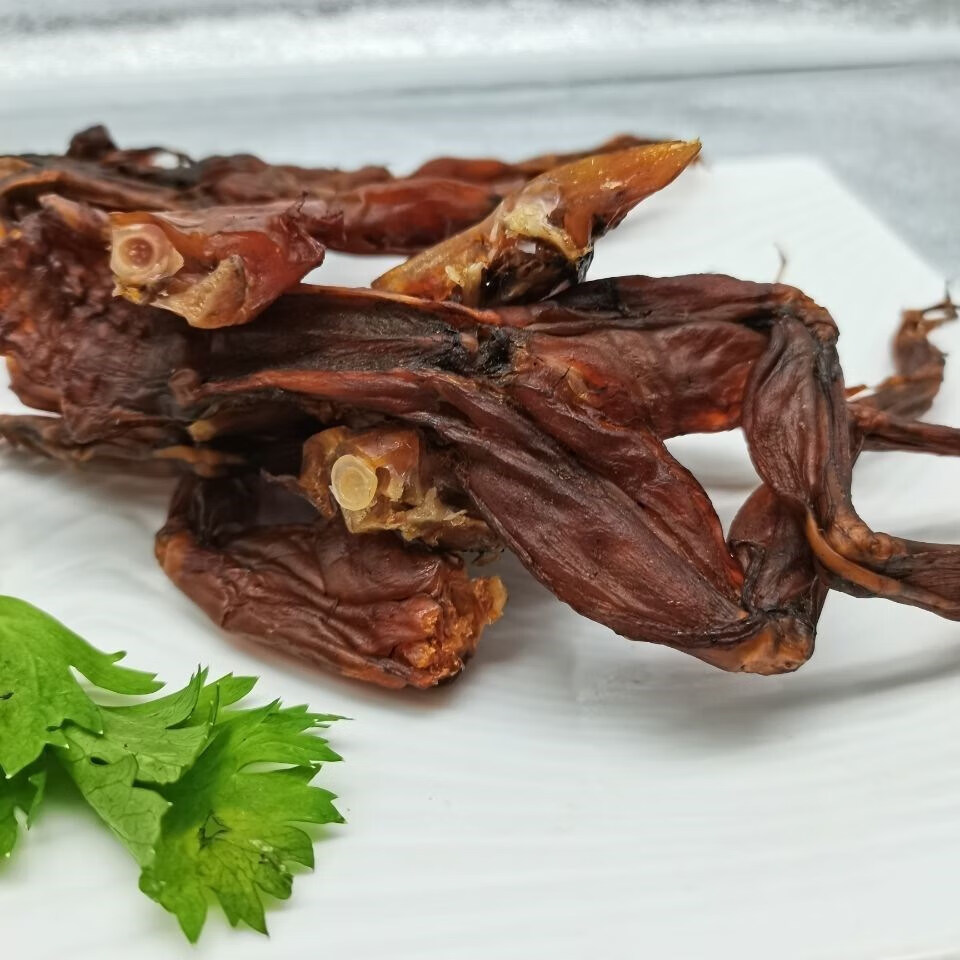 晨臻 湖南特产腊牛蛙散装干牛蛙农家腊味新鲜风干美味腊肉 250克腊