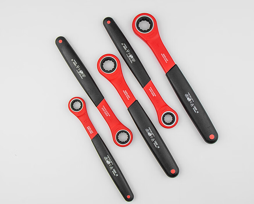 绝缘梅花棘轮扳手制造vde认证1000v电工专用快速扳手套装 8mm绝缘棘轮