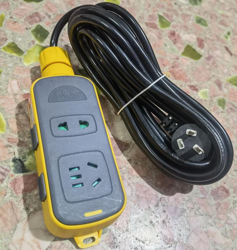 定制插座工程装修拉不脱带锁2位4插位无线带线防脱工地施工插排插7孔2