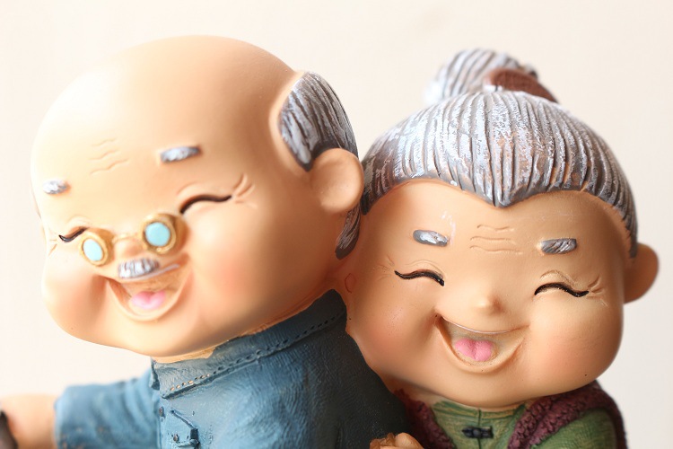 2022新款可狄情侣夫妻老头老太太摆件骑车相守相伴家居摆件结婚记念日