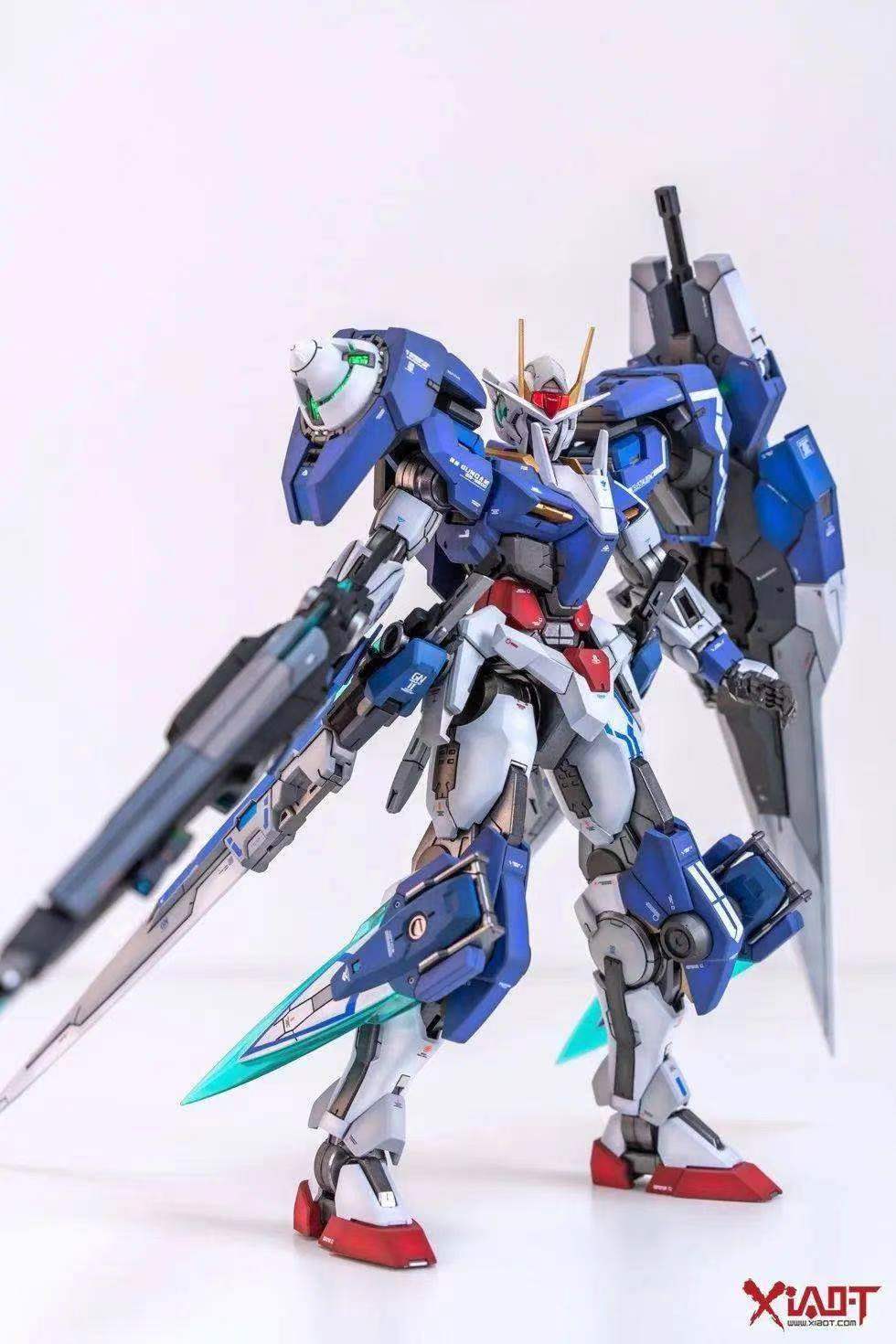 万代高达gundam拼插拼装模型 高达模型mg七剑00r强化模组00q全刃式带