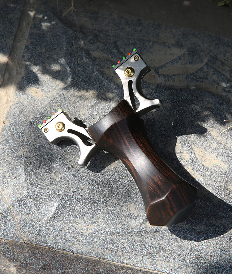 崛适弹弓成人竞技比赛专用刀锋钛合金扁皮快压精准木柄弹弓g1金刚手柄