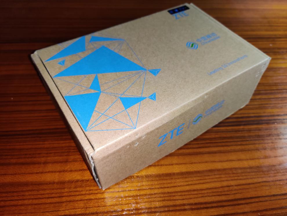 通zte中兴b8604k无线盒机顶盒三网通用当贝桌面wifi热点 zxv10 b860av