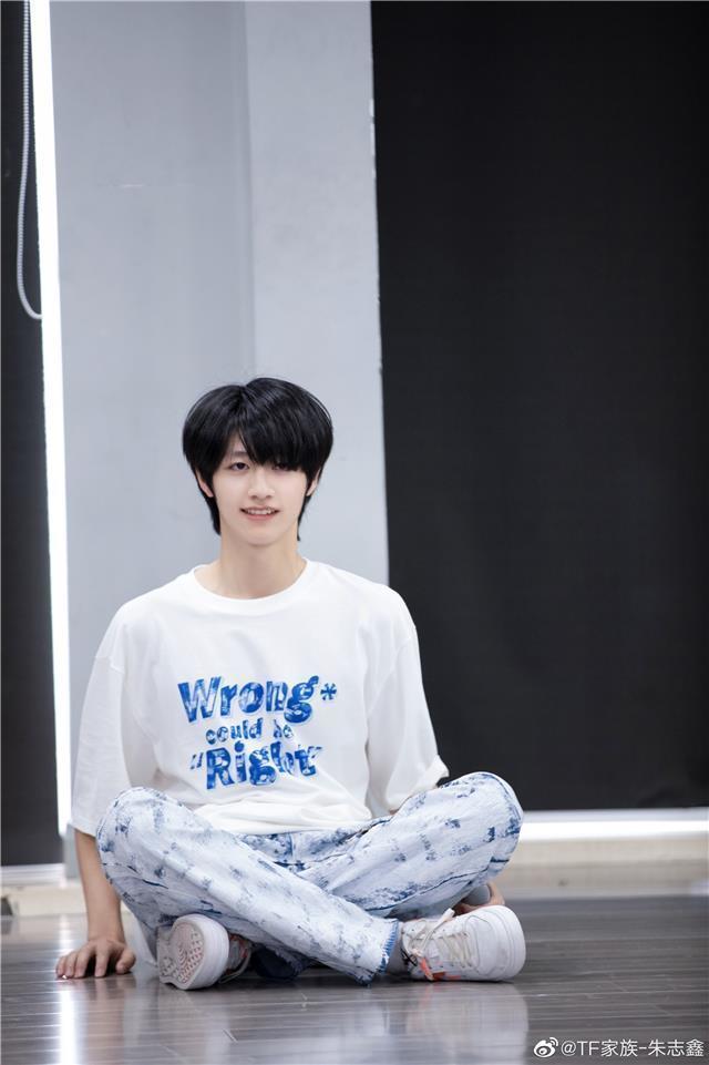 【纯棉】tf家族朱志鑫同款衣服国潮字母短袖t恤男女夏季宽松上衣团购